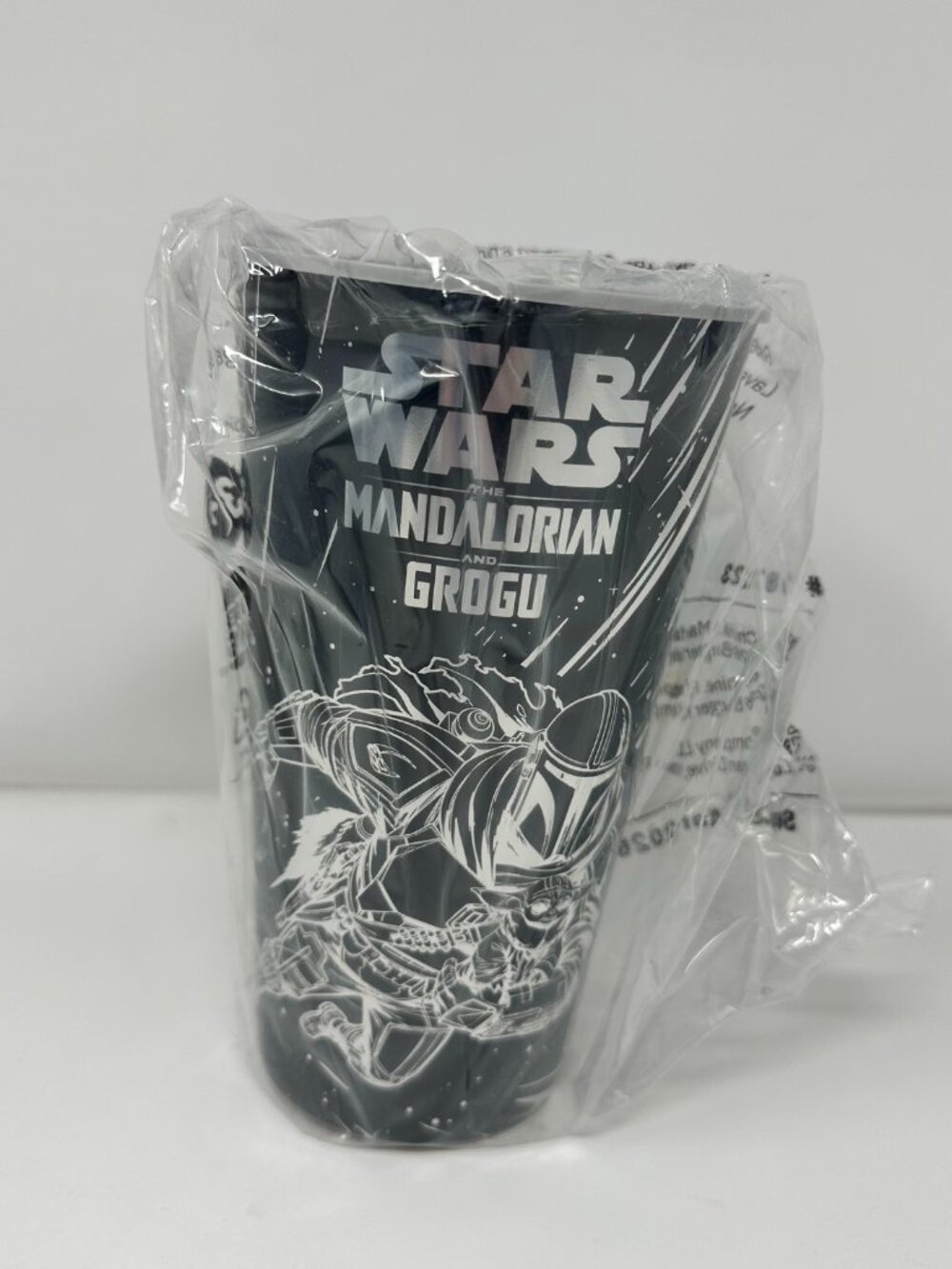 NIP Burger King Star Wars Mandalorian And Grogu Black Silver Collectible Cup